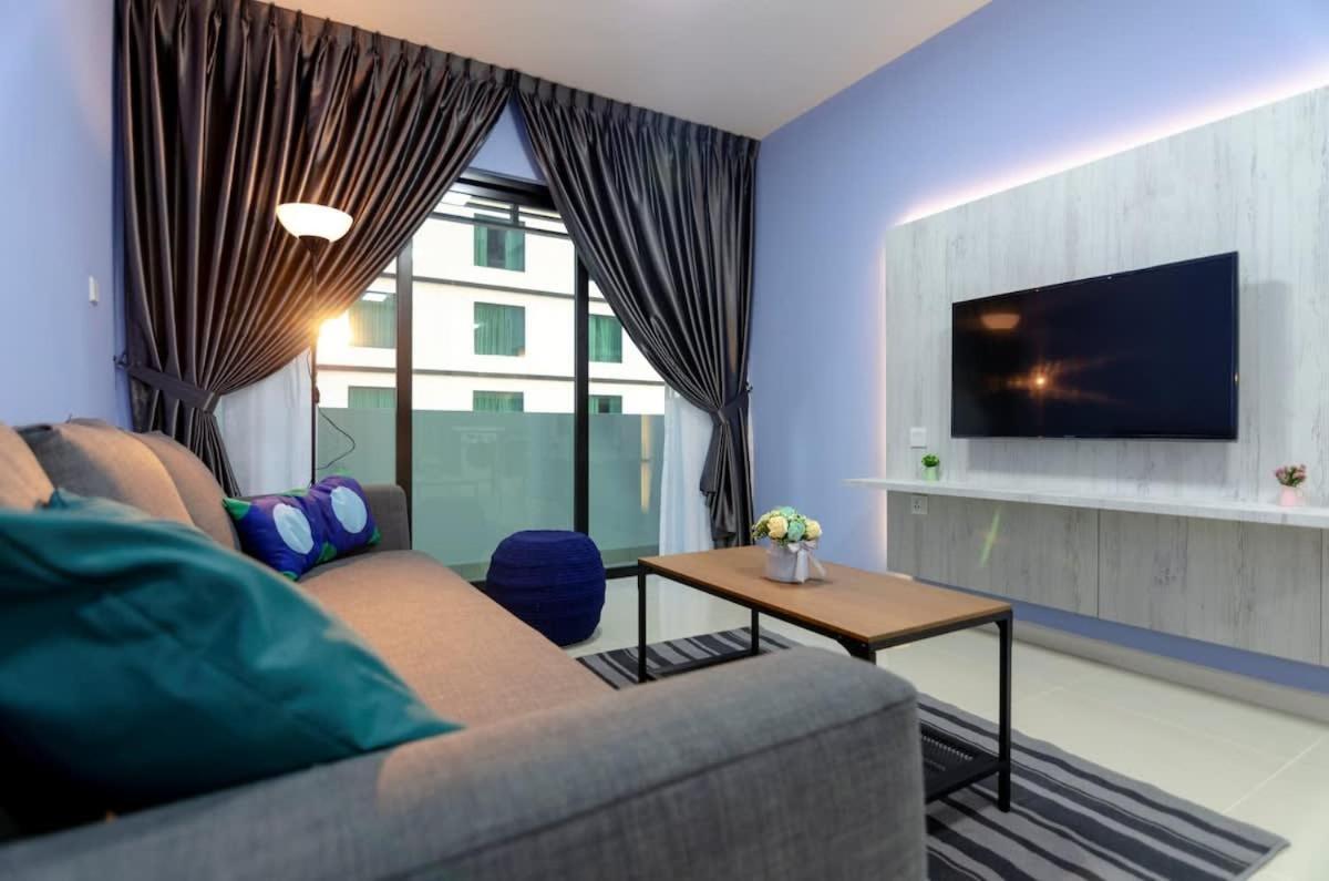 Cozy & High Floor Suite In Suasana Jb 15, Views Johor Bahru Extérieur photo