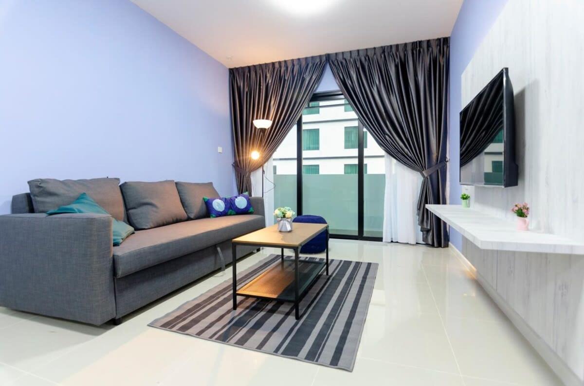 Cozy & High Floor Suite In Suasana Jb 15, Views Johor Bahru Extérieur photo